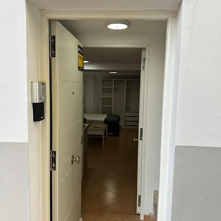Avenida Velazquez Bajo Apartment *
